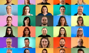 Collage von Gesichtern, die unterschiedliche Menschen zeigen. Ihre Geschichten könnten schwere Depression erfahrungsberichte sein.